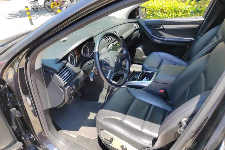 Used Mercedes-Benz R-Class 2011 R 300 L Business Model Driver Seat