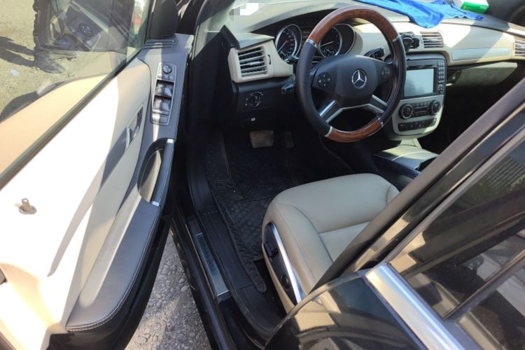 Used Mercedes-Benz R-Class 2011 R 300 L Business Model Driver Seat