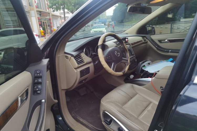 Used Mercedes-Benz R-Class 2011 R 350 L 4MATIC Driver Seat