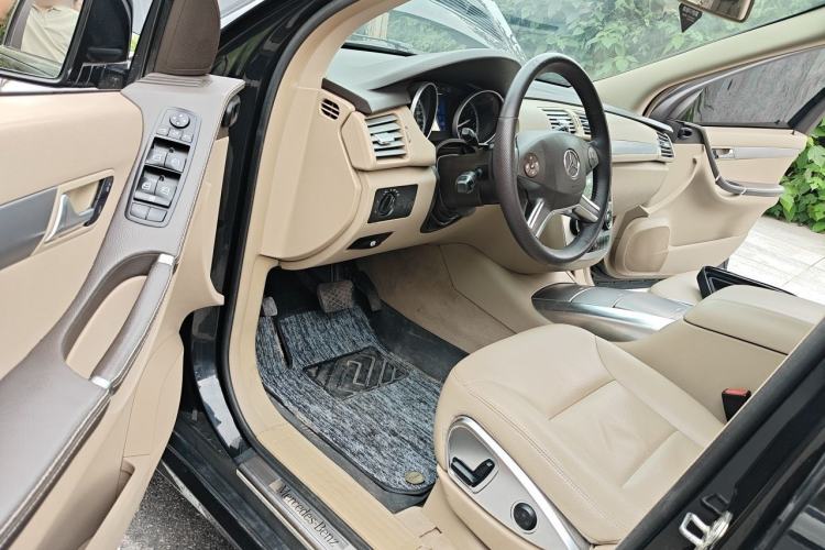 Used Mercedes-Benz R-Class 2011 R 300 L Business Model Driver Seat