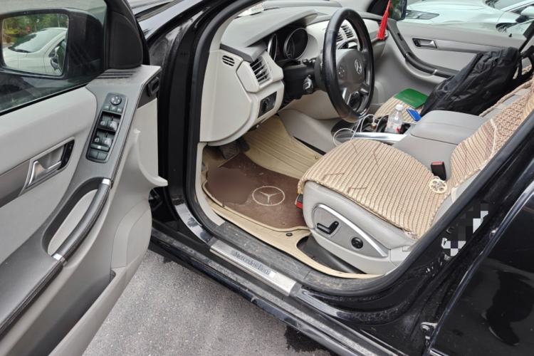 Used Mercedes-Benz R-Class 2011 R 300 L Business Model Driver Seat