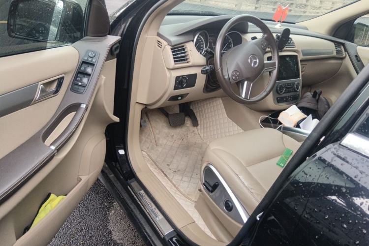 Used Mercedes-Benz R-Class 2011 R 300 L Business Model Driver Seat