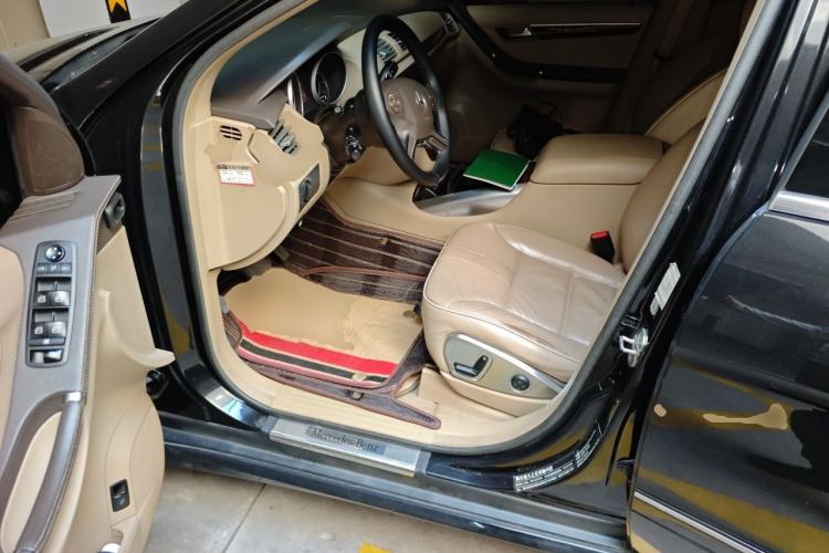 Used Mercedes-Benz R-Class 2011 R 350 L 4MATIC Driver Seat
