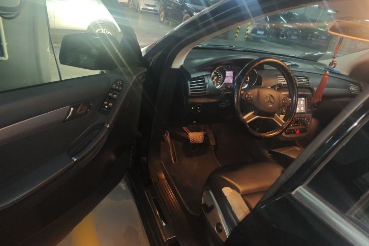 Used Mercedes-Benz R-Class 2011 R 300 L Business Model Driver Seat