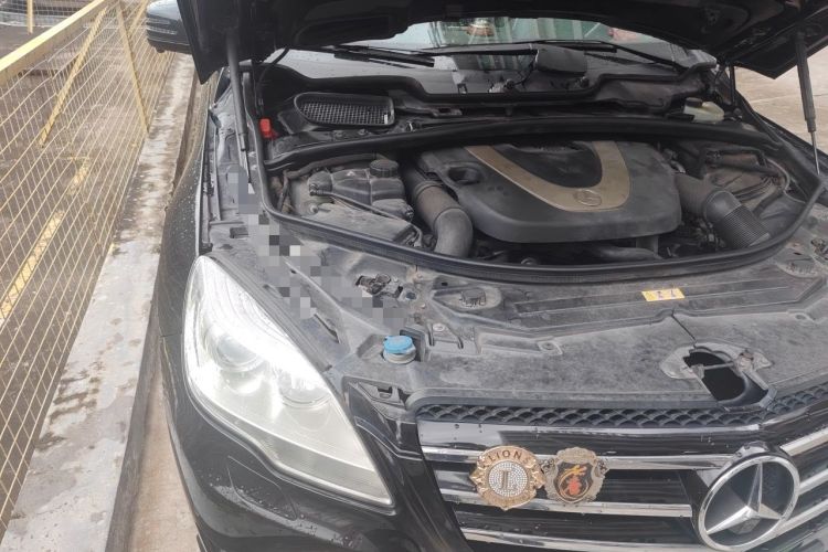 Used Mercedes-Benz R-Class 2011 R 300 L Business Model Engine Bay Right