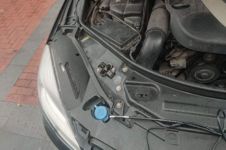 Used Mercedes-Benz R-Class 2011 R 300 L Business Model Engine Bay Right