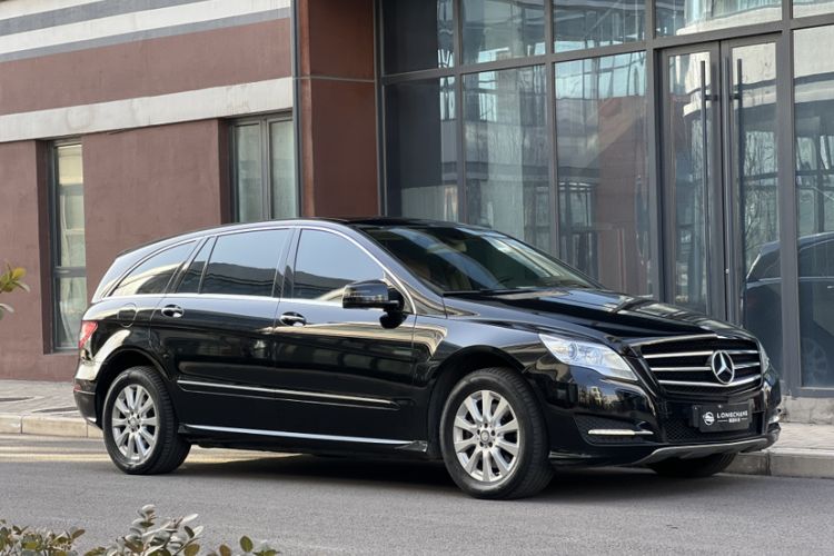 Used Mercedes-Benz R-Class 2011 R 350 L 4MATIC Exterior 1