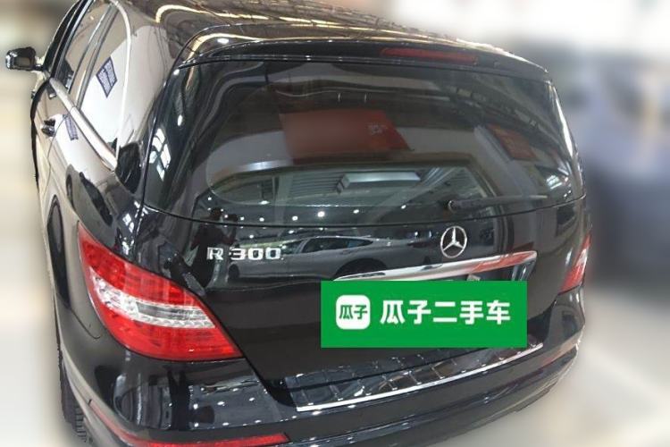 Used Mercedes-Benz R-Class 2011 R 300 L Business Model Exterior 4