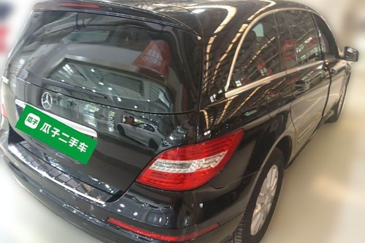 Used Mercedes-Benz R-Class 2011 R 300 L Business Model Exterior 5