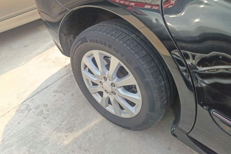 Used Mercedes-Benz R-Class 2011 R 300 L Business Model Exterior 8