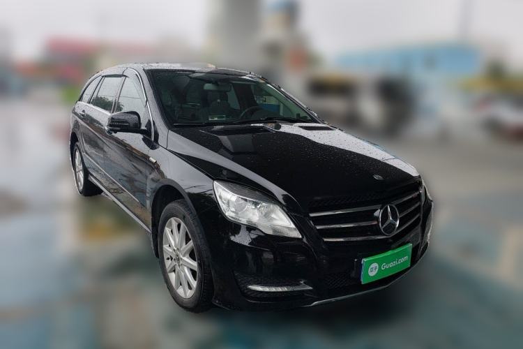 Used Mercedes-Benz R-Class 2011 R 350 L 4MATIC Front Right 45 Deg
