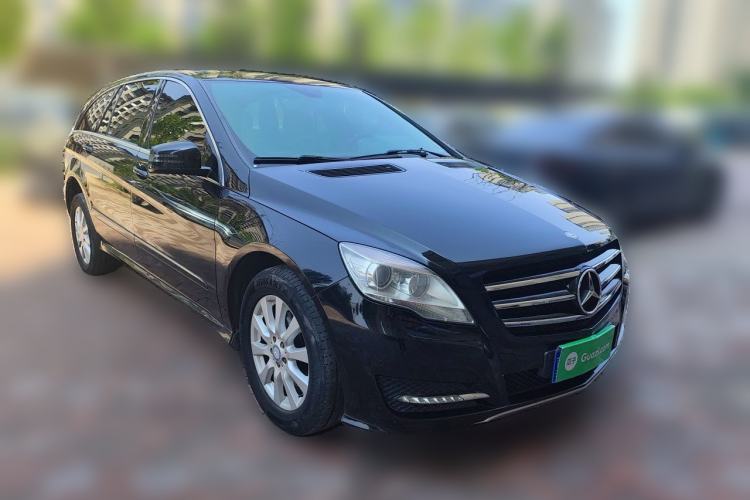 Used Mercedes-Benz R-Class 2011 R 300 L Business Model Front Right 45 Deg