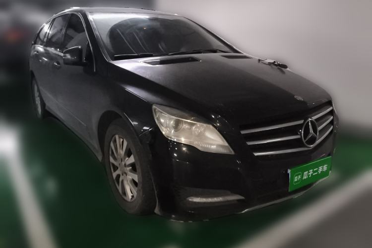 Used Mercedes-Benz R-Class 2011 R 350 L 4MATIC Front Right 45 Deg