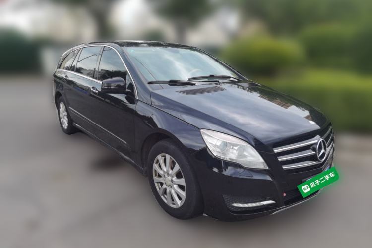 Used Mercedes-Benz R-Class 2011 R 350 L 4MATIC Front Right 45 Deg