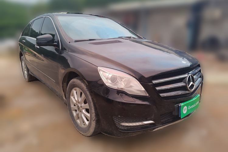 Used Mercedes-Benz R-Class 2011 R 350 L 4MATIC Front Right 45 Deg