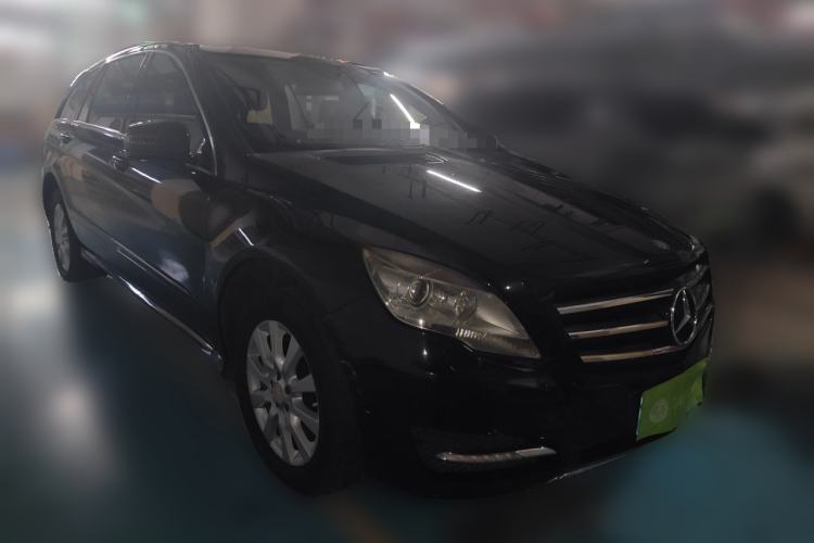 Used Mercedes-Benz R-Class 2011 R 300 L Business Model Front Right 45 Deg