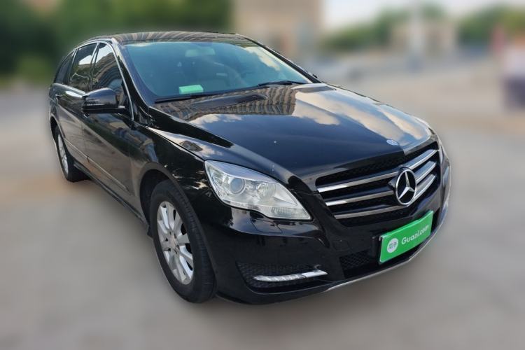 Used Mercedes-Benz R-Class 2011 R 300 L Business Model Front Right 45 Deg
