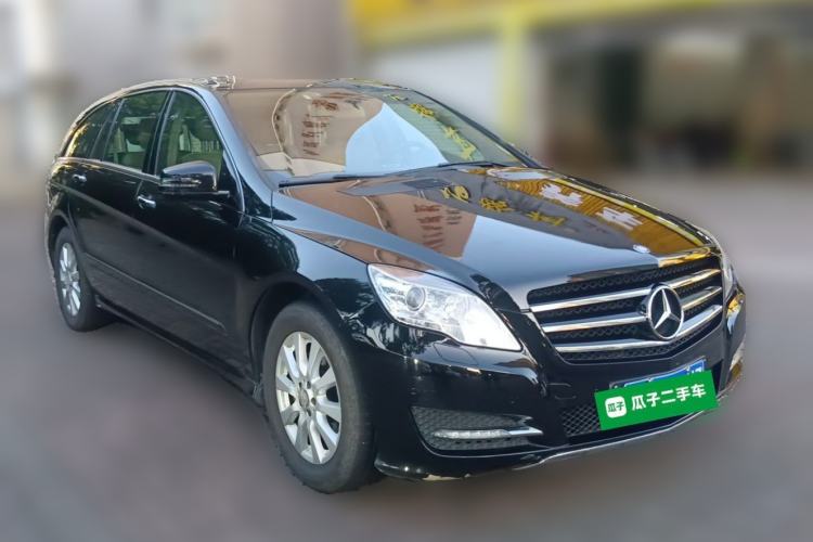 Used Mercedes-Benz R-Class 2011 R 350 L 4MATIC Front Right 45 Deg
