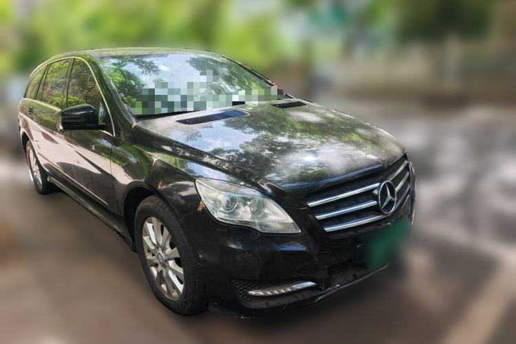 Used Mercedes-Benz R-Class 2011 R 300 L Business Model Front Right 45 Deg