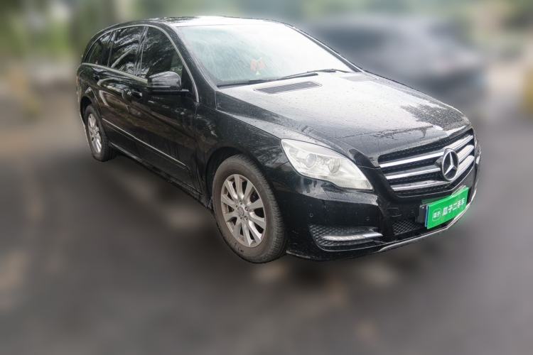 Used Mercedes-Benz R-Class 2011 R 300 L Business Model Front Right 45 Deg