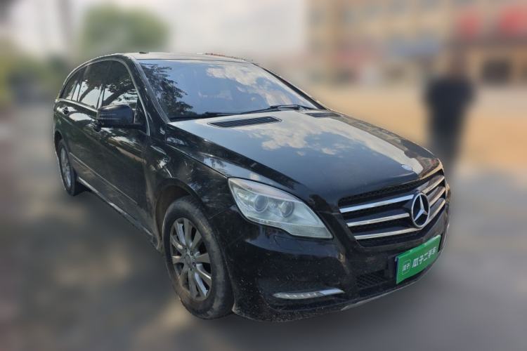 Used Mercedes-Benz R-Class 2011 R 300 L Business Model Front Right 45 Deg