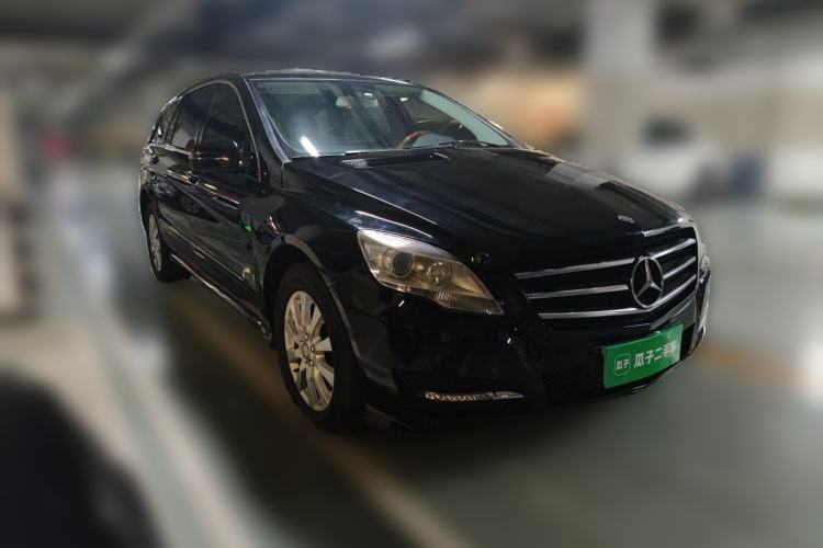 Used Mercedes-Benz R-Class 2011 R 350 L 4MATIC Front Right 45 Deg