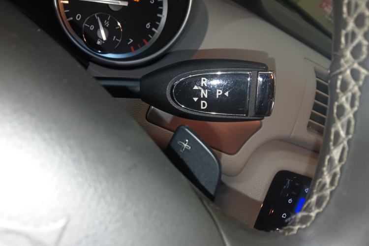 Used Mercedes-Benz R-Class 2011 R 300 L Business Model Gear Lever