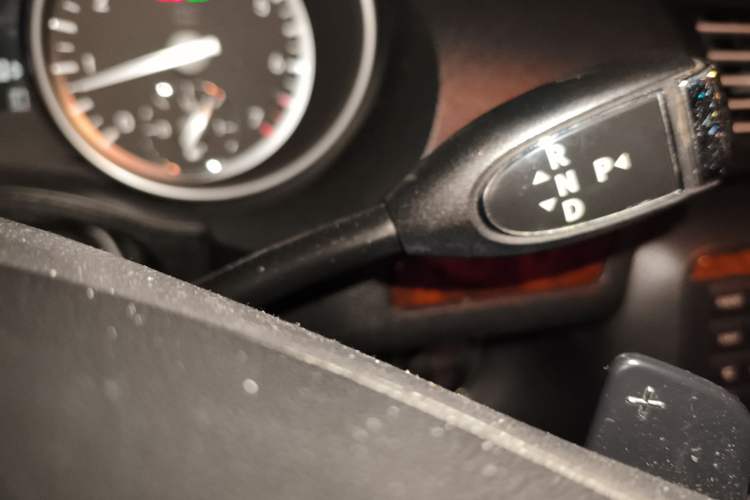 Used Mercedes-Benz R-Class 2011 R 350 L 4MATIC Gear Lever