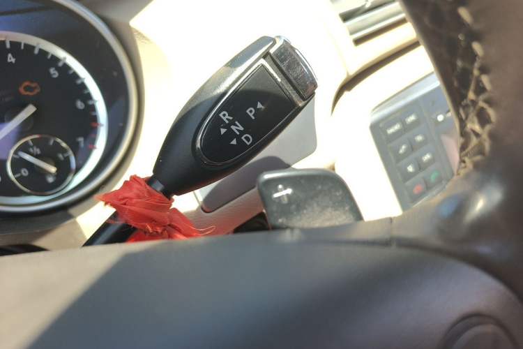 Used Mercedes-Benz R-Class 2011 R 300 L Business Model Gear Lever