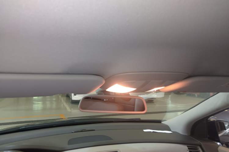 Used Mercedes-Benz R-Class 2011 R 300 L Business Model Headliner