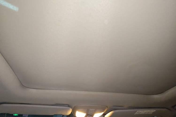 Used Mercedes-Benz R-Class 2011 R 350 L 4MATIC Headliner