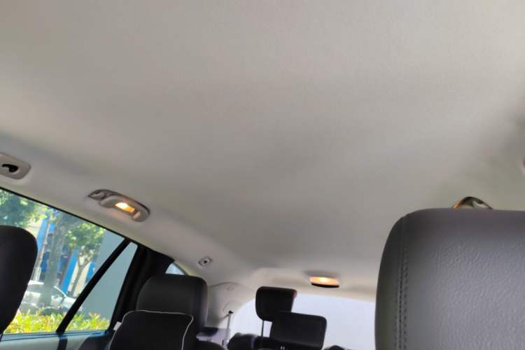 Used Mercedes-Benz R-Class 2011 R 300 L Business Model Headliner