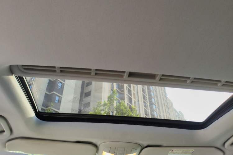 Used Mercedes-Benz R-Class 2011 R 300 L Business Model Headliner