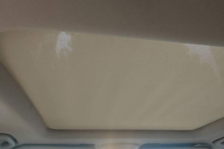 Used Mercedes-Benz R-Class 2011 R 350 L 4MATIC Headliner