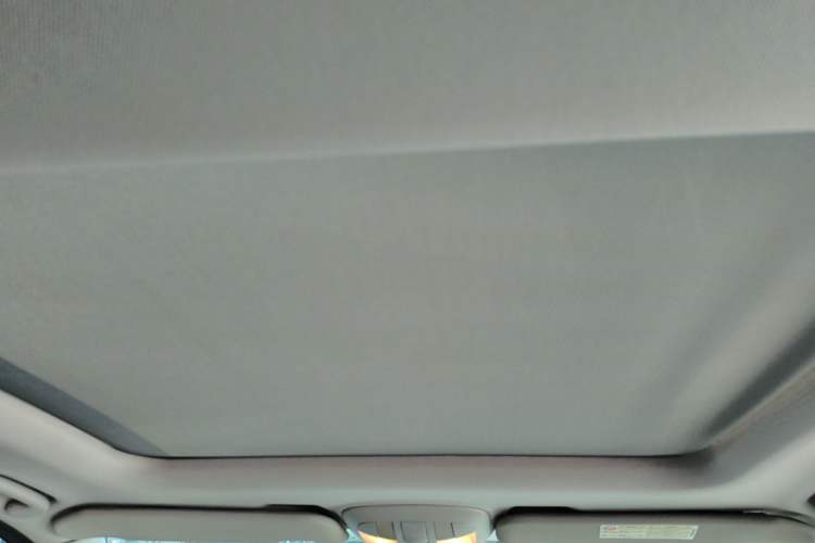 Used Mercedes-Benz R-Class 2011 R 350 L 4MATIC Headliner