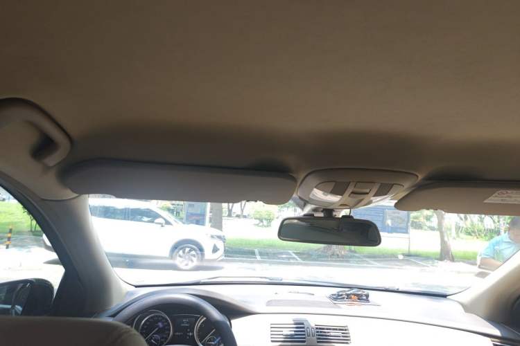 Used Mercedes-Benz R-Class 2011 R 300 L Business Model Headliner