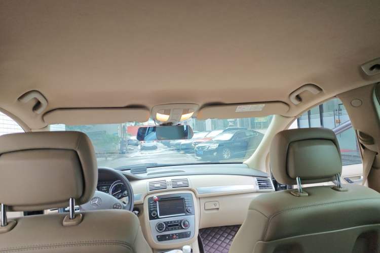 Used Mercedes-Benz R-Class 2011 R 300 L Business Model Headliner