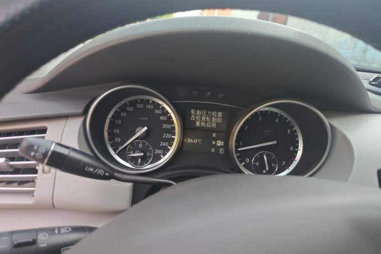 Used Mercedes-Benz R-Class 2011 R 350 L 4MATIC Instrument Cluster