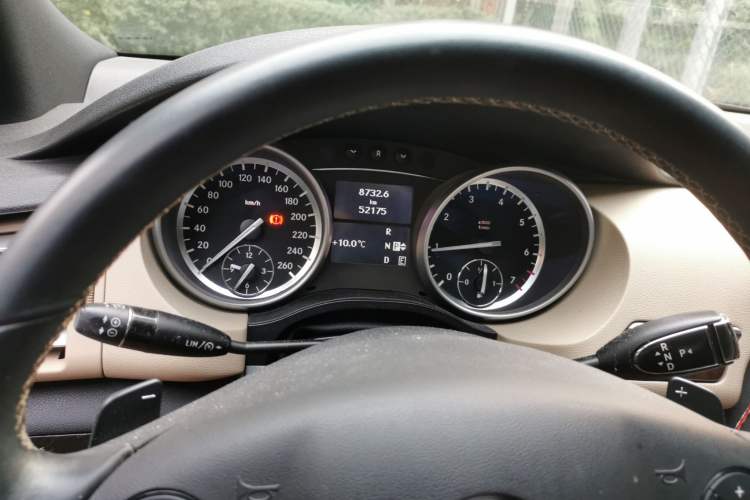 Used Mercedes-Benz R-Class 2011 R 350 L 4MATIC Instrument Cluster
