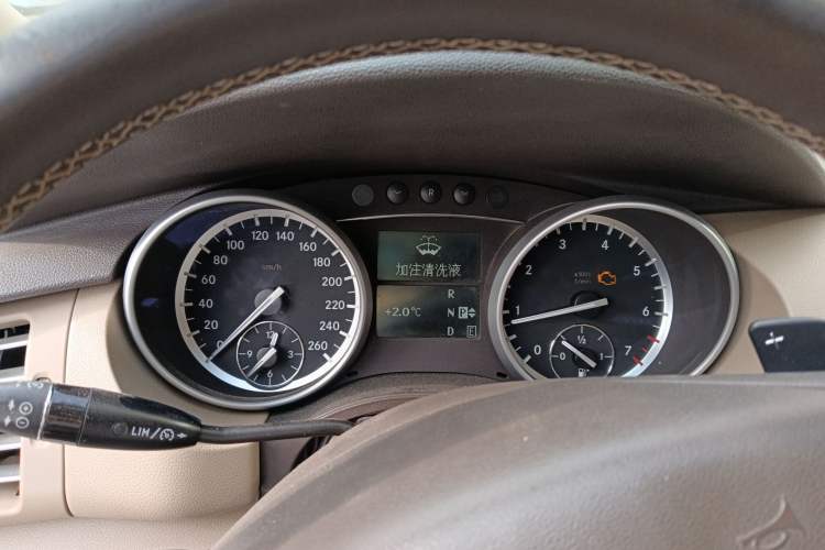 Used Mercedes-Benz R-Class 2011 R 350 L 4MATIC Instrument Cluster