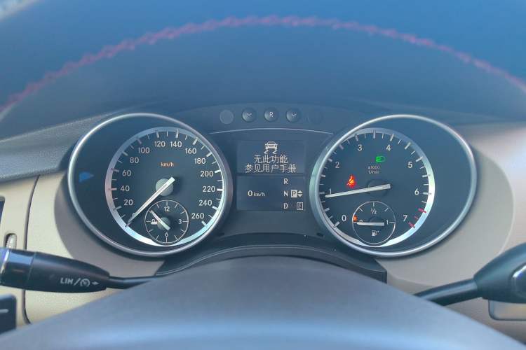 Used Mercedes-Benz R-Class 2011 R 300 L Business Model Instrument Cluster