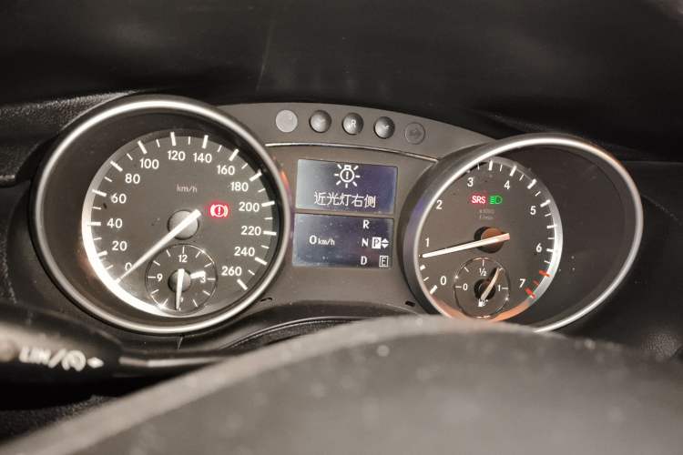 Used Mercedes-Benz R-Class 2011 R 350 L 4MATIC Instrument Cluster