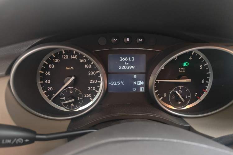 Used Mercedes-Benz R-Class 2011 R 350 L 4MATIC Instrument Cluster