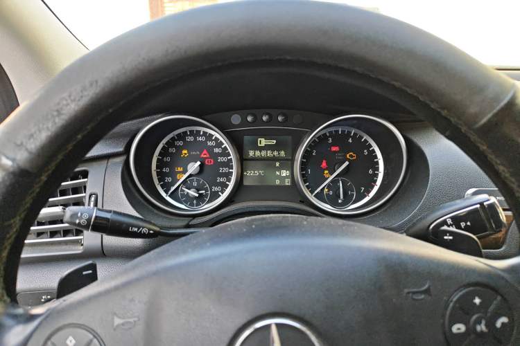 Used Mercedes-Benz R-Class 2011 R 350 L 4MATIC Instrument Cluster