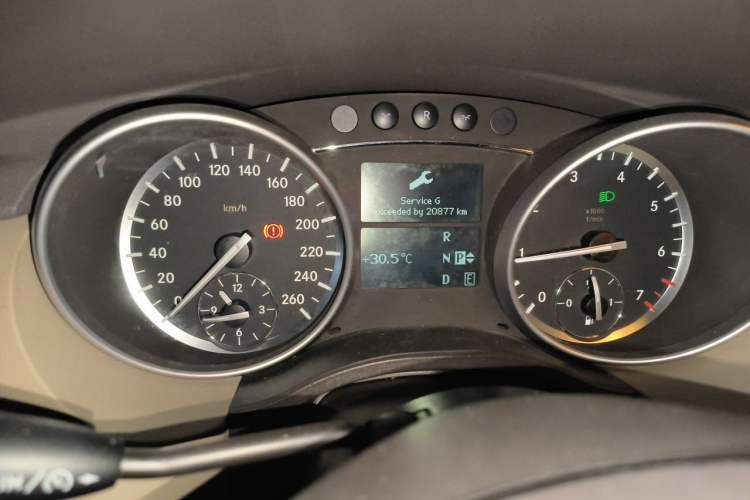 Used Mercedes-Benz R-Class 2011 R 350 L 4MATIC Instrument Cluster