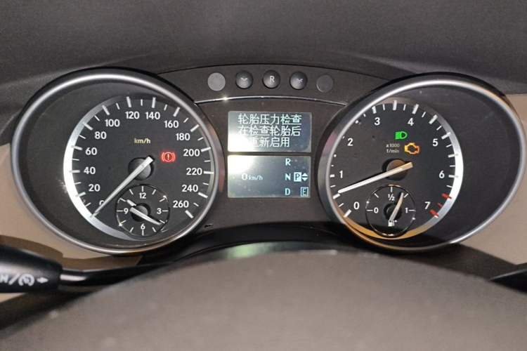 Used Mercedes-Benz R-Class 2011 R 350 L 4MATIC Instrument Cluster