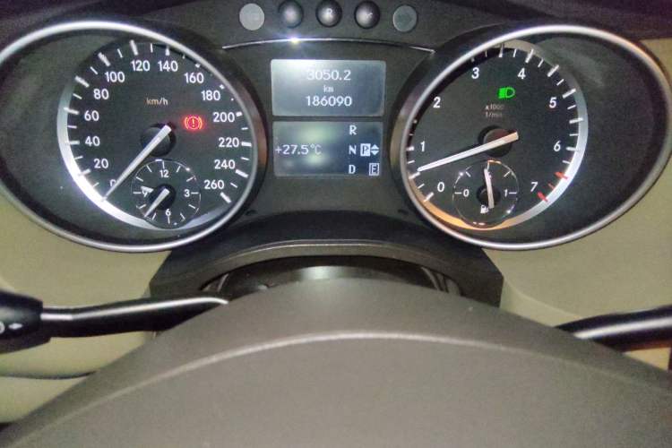 Used Mercedes-Benz R-Class 2011 R 350 L 4MATIC Instrument Cluster