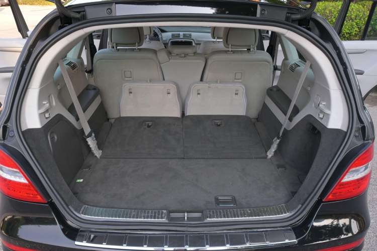 Used Mercedes-Benz R-Class 2011 R 300 L Business Model Interior 6