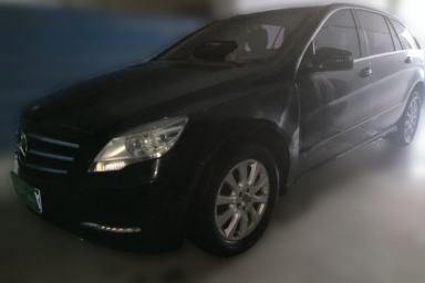 Used Mercedes-Benz R-Class 2011 R 300 L Business Model