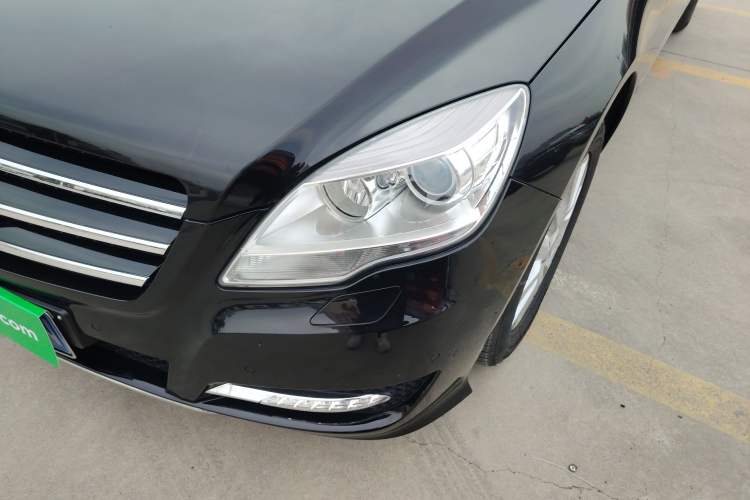 Used Mercedes-Benz R-Class 2011 R 300 L Business Model Left Front Headlight